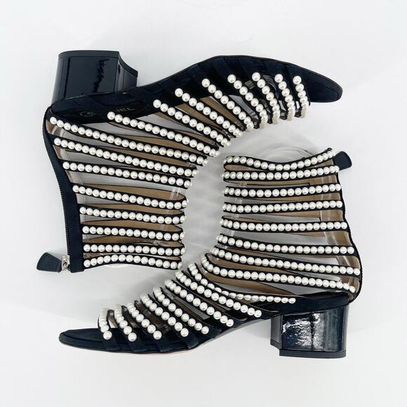 Chanel Pre-Fall 2016 Black Calfskin Pearl Detail Gladiator Sandal size 37 EU - Picture 8 of 16